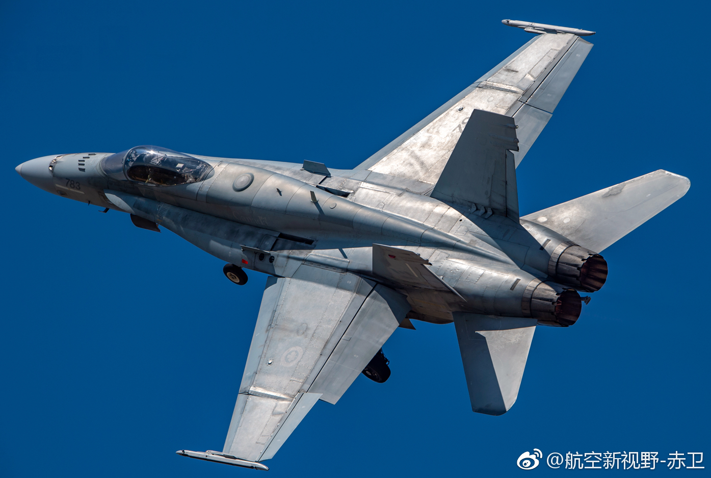 现代战机无水印大图喜欢的拿走关注外军战机动态传播