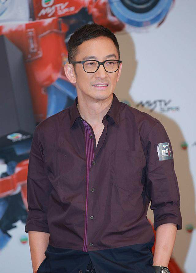 可能很多人没看过,小编印象深刻的是欧阳克扮演者黄允才的花满楼