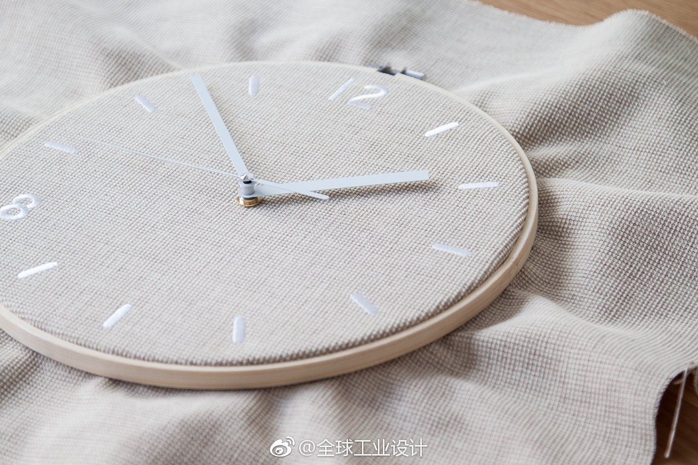 fabric clock for munito一个源自于可持续发展的小点子