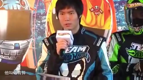 韩寒:你无法想象业余和专业的差距有多大,笑晕