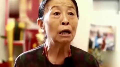 82岁老戏骨张少华身价不菲却蜗居40平米房子