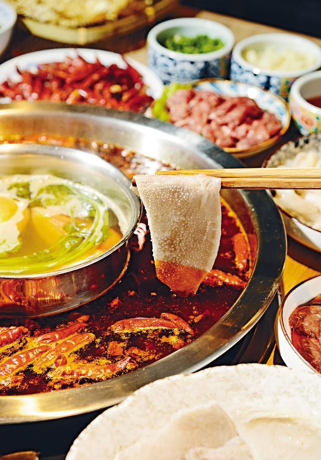 冬天吃火锅正当时,但也要小心"火锅病"