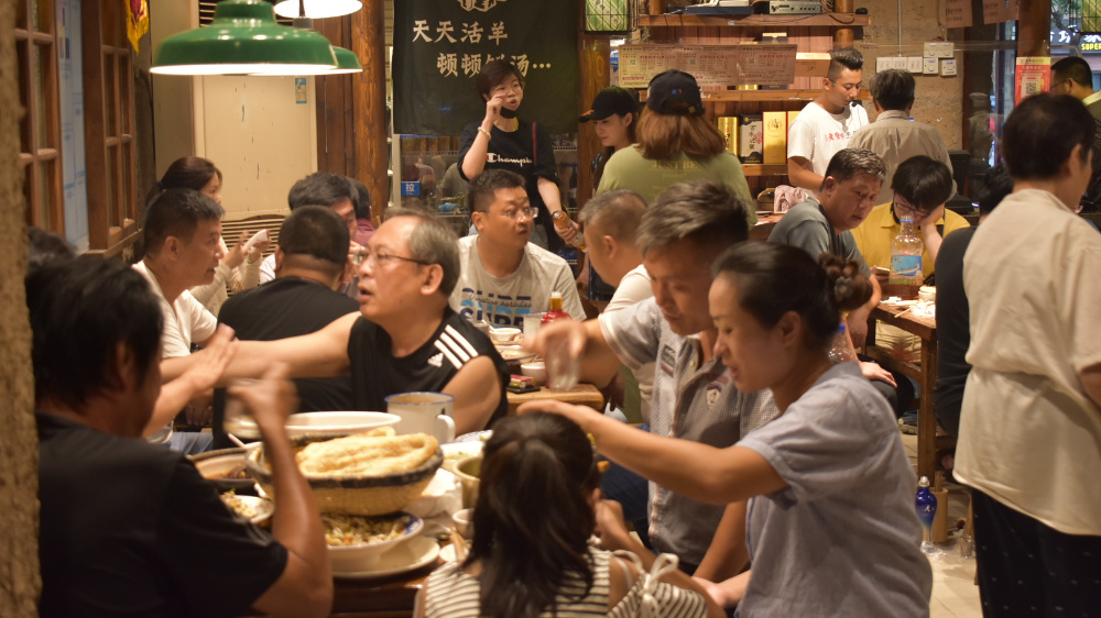 提高餐厅顾客再来率,餐饮老板你懂得筛选顾客吗?
