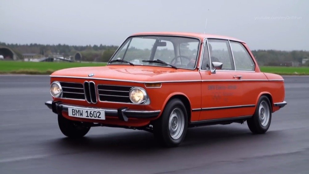 宝马第一辆纯电动车原来是它--bmw 1602e