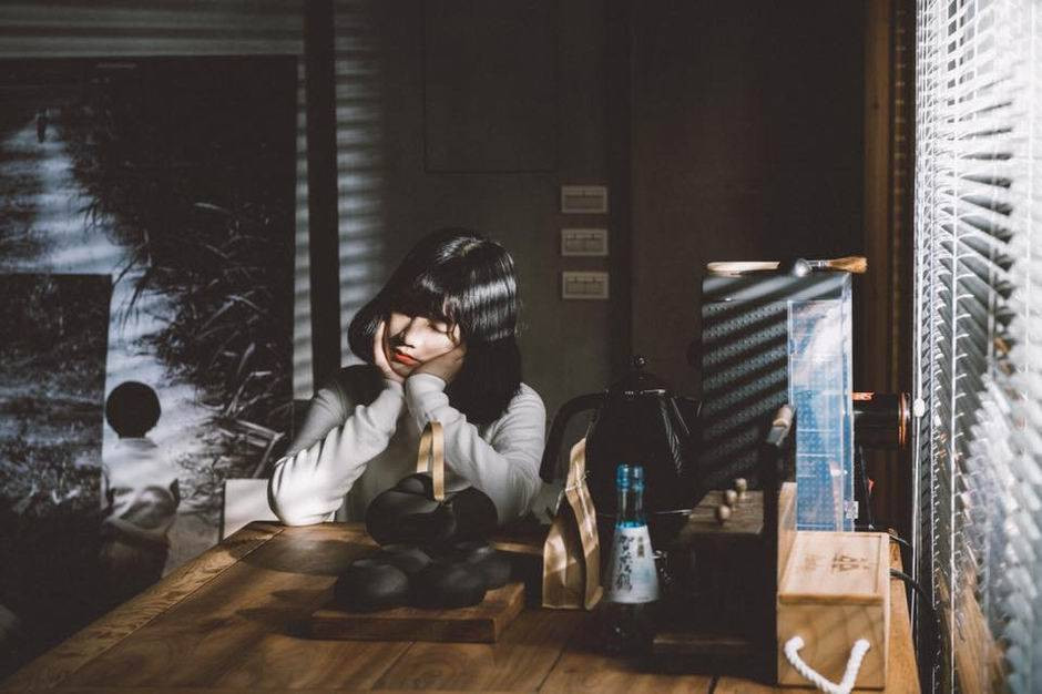 网络红人美女李优Uriko冷艳写真