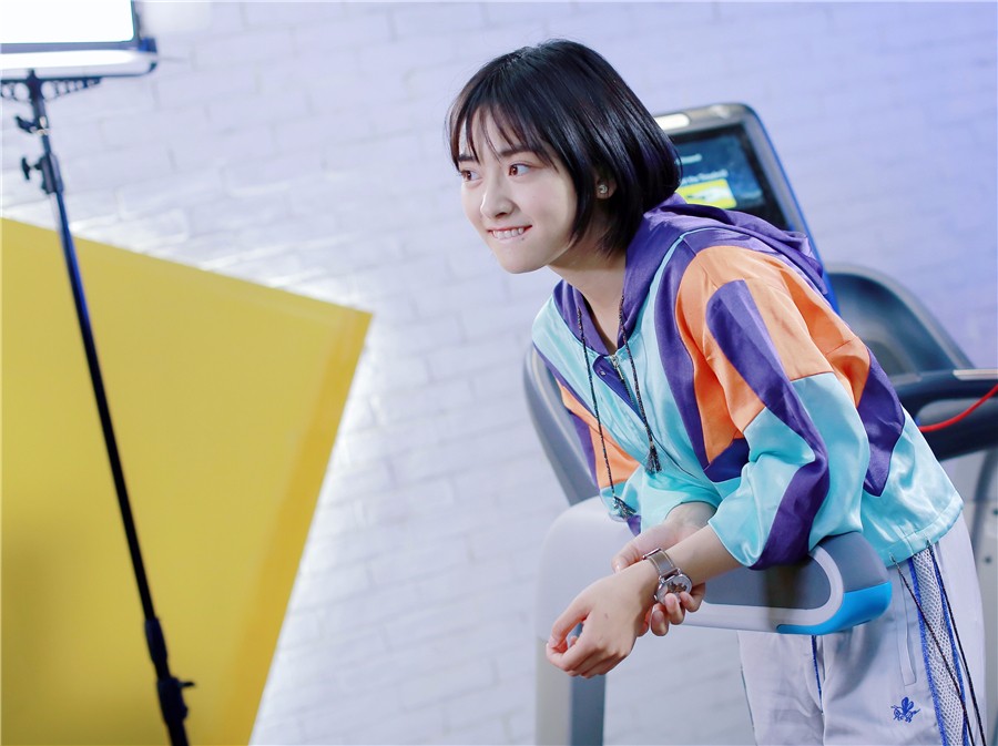 沈月再登快本舞台 "沈杉菜"化身游戏达人