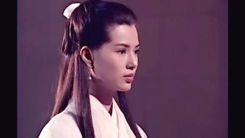 李若彤20年后再扮小龙女,背影一出现,全场观众泪奔,姑姑真老了