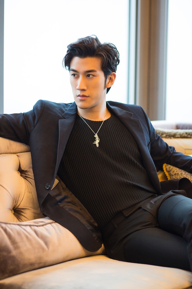 李治廷《白发王妃》曝片花 自嘲"耐撕"话唠与角色反差