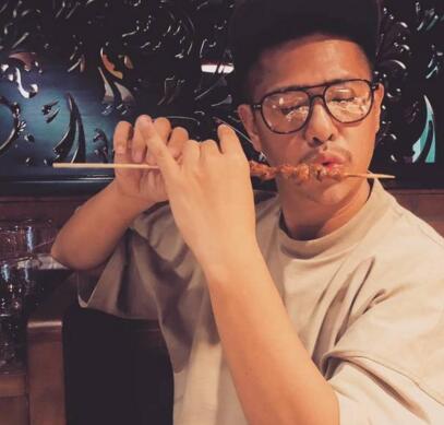 徐佳莹与大11岁男友结婚,才子才女相互吸引|徐佳莹|结婚|比尔贾_新浪