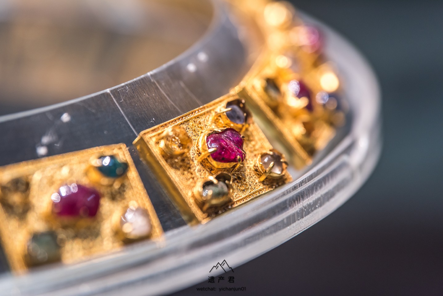 湖北省博物馆藏· 梁庄王墓出土金花丝镶宝石带