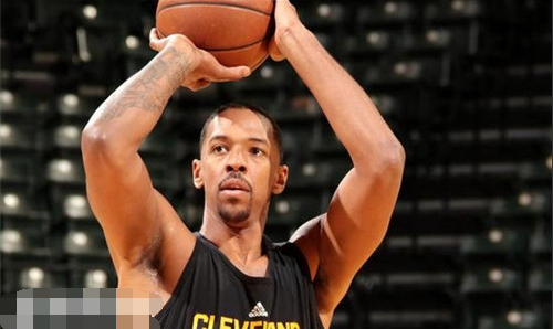 nba骑士队钱宁-弗莱表示:湖人队球员天赋都很好,值得让人学习