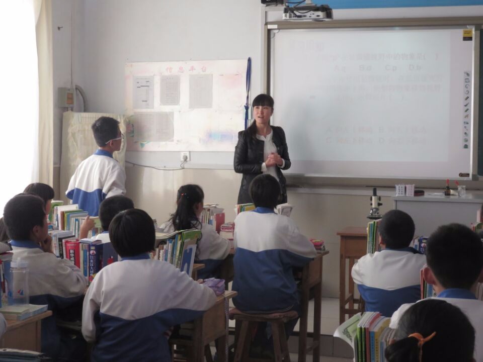 章丘区文祖中学青年教师马松松业务成长侧记