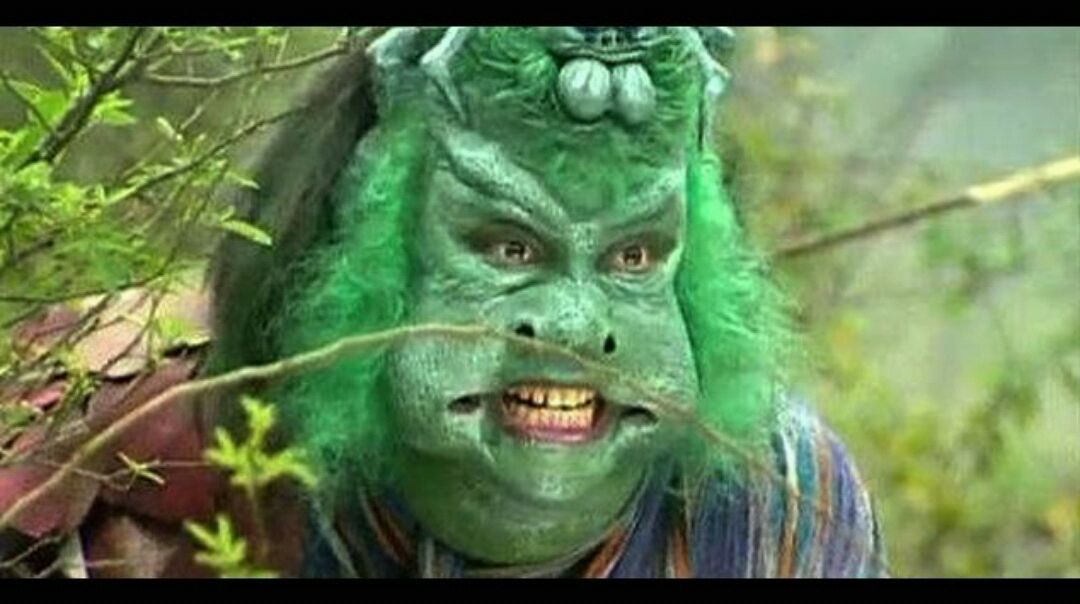 《春光灿烂猪八戒》中有四个童年阴影,五毒兽一出现,顿时被吓哭