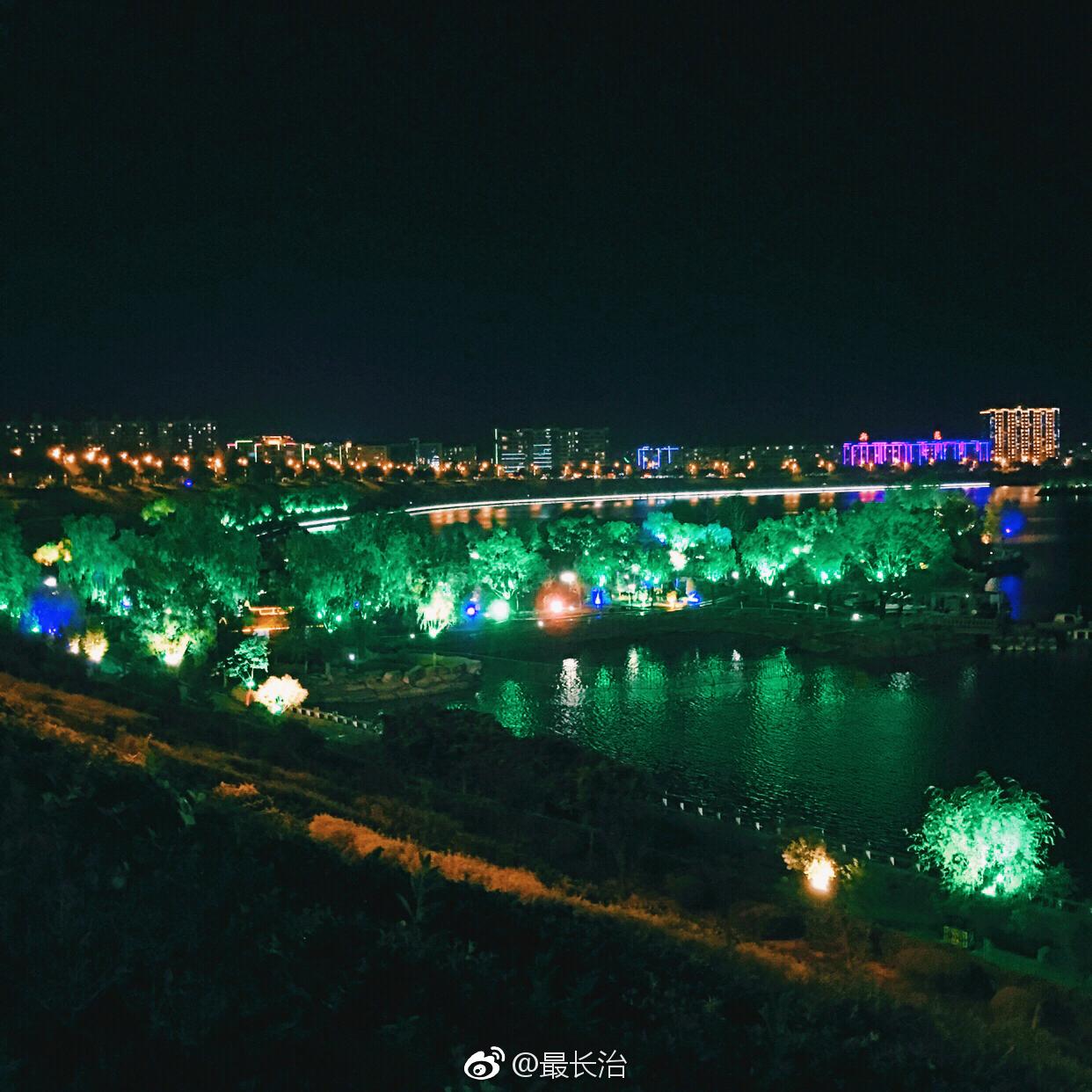 襄垣东湖喷泉时间图片
