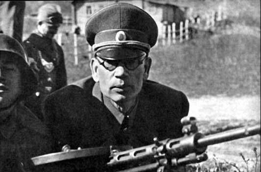 走向末日的苏军突击第2集团军和叛国者弗拉索夫将军