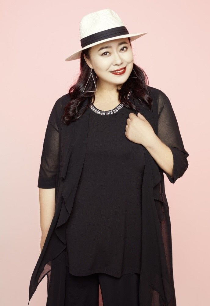 参演《金婚》一角走红的她,如今47岁的李菁菁瘦成这样认不出