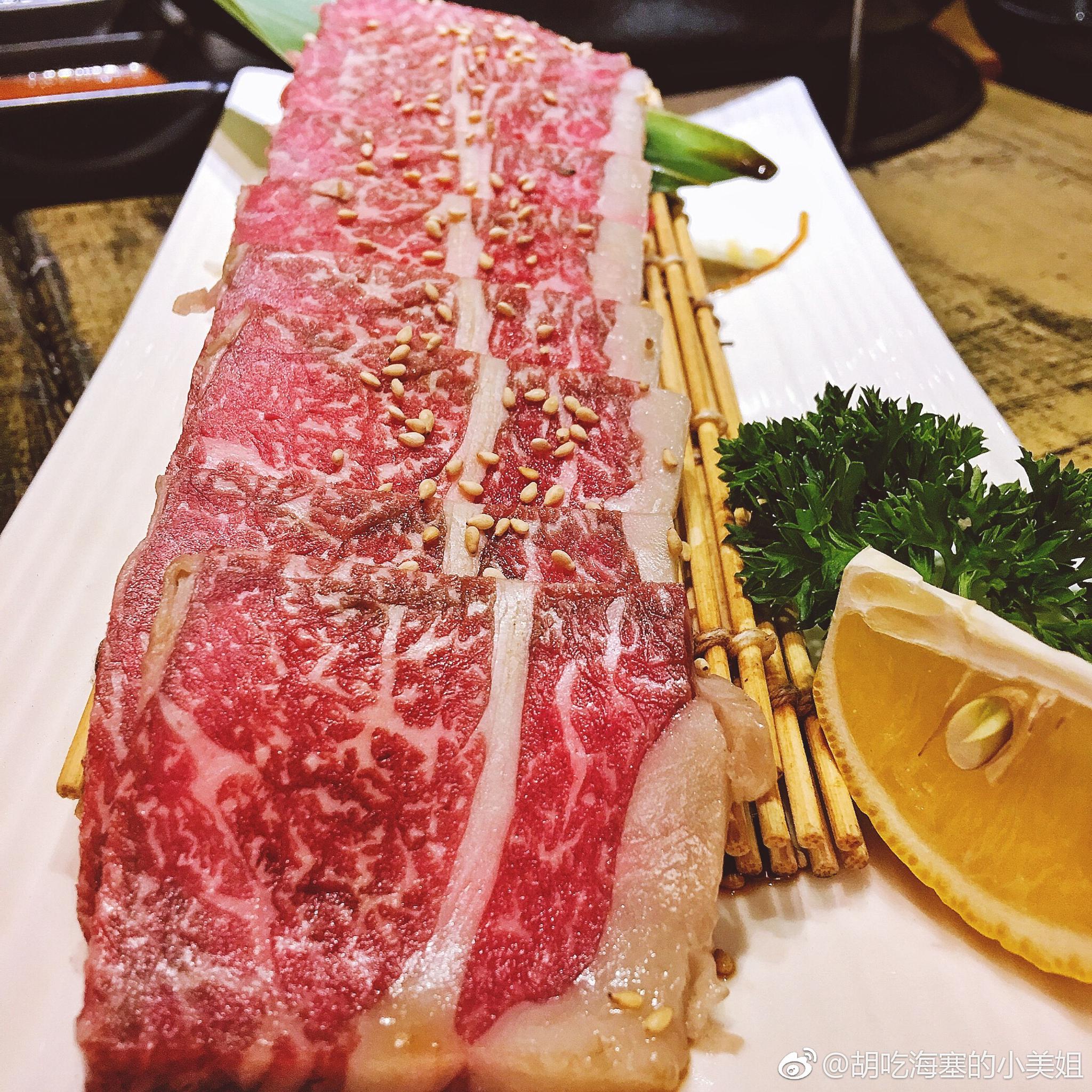 牛の本家日式烤肉,真是最爱的烤肉没有之一!牛肉那叫一个嫩!