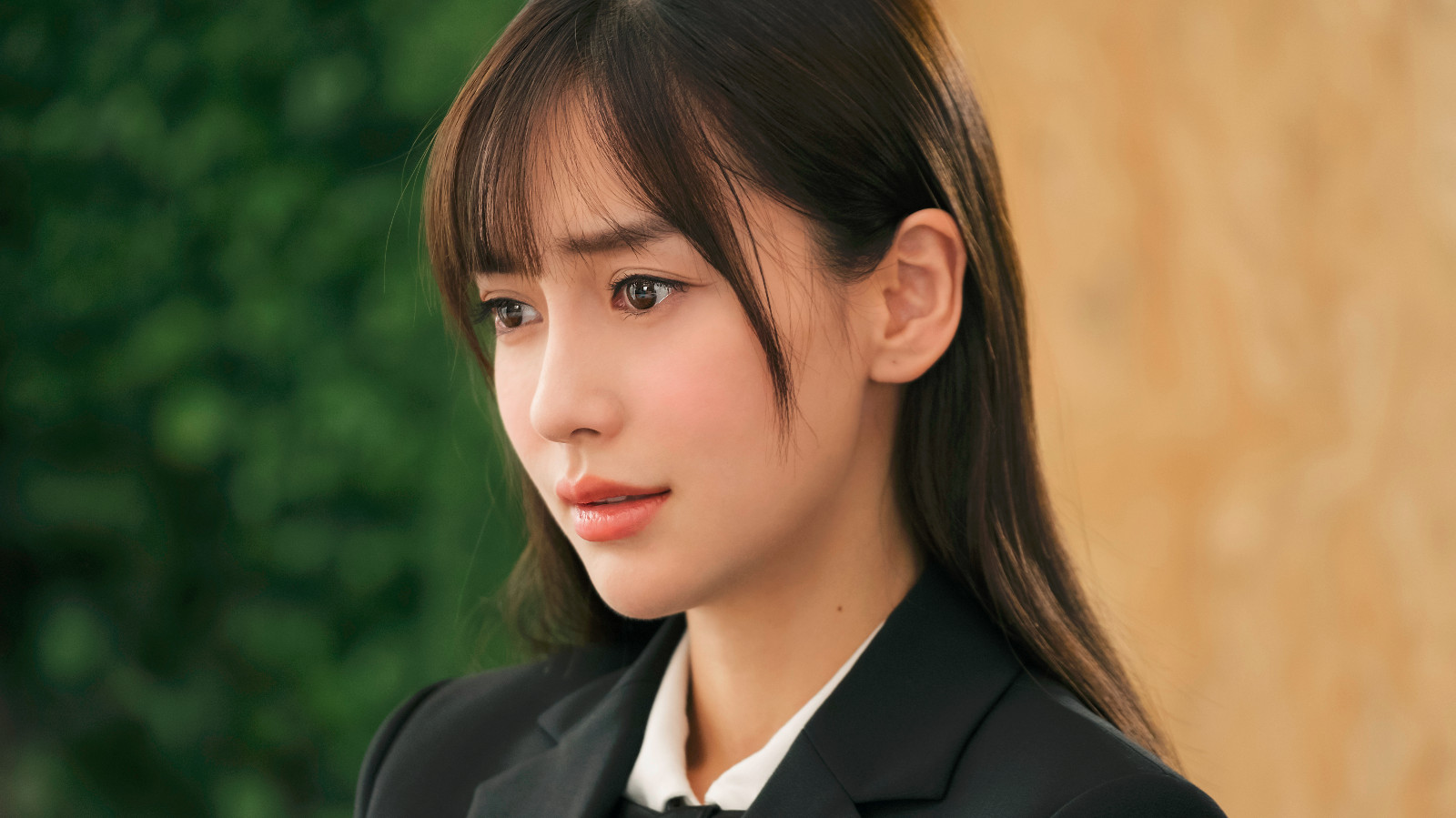 angelababy少女心爆发 分享美妆神器 网友:美skr人!