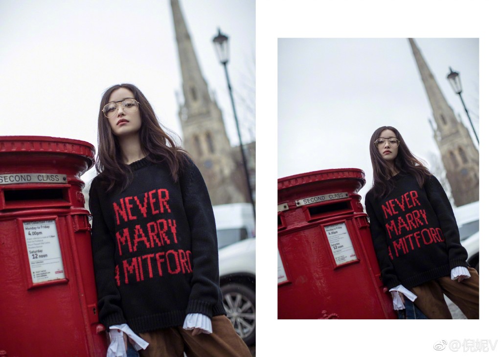 倪妮晒街拍美照风情万种一颦一笑美若仙女本人