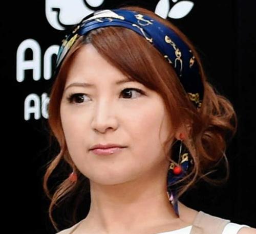 日本人气女星被老公捉奸在床,五年后欲与奸夫留成正果