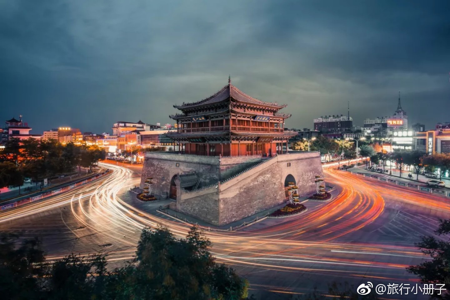 张掖它的韵味,藏在夜里的寒风中,藏在一望无垠的戈壁荒漠中.....|张掖|荒漠|寒风_新浪新闻