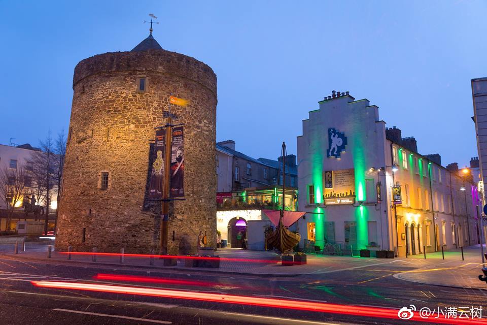 作为爱尔兰最古老的城市,沃特福德却完美融合了种种现代元素,如