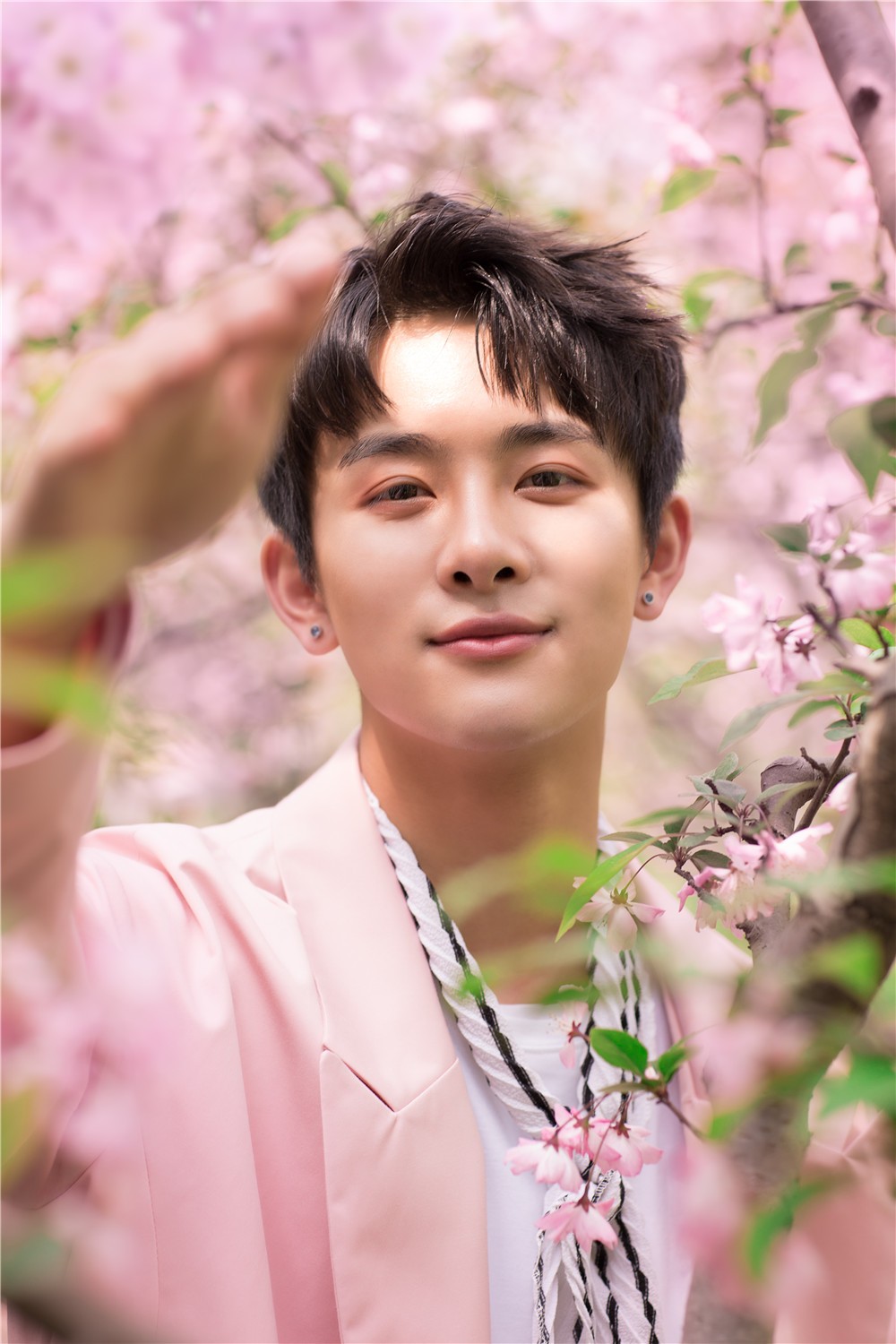 zerog成员樱花写真曝光女友视角被赞甜齁