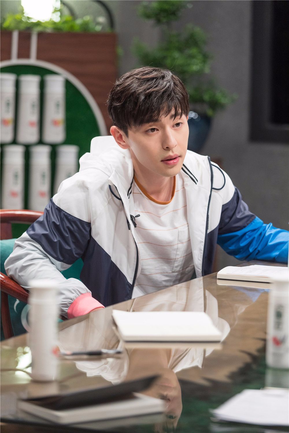 邓伦《我是大侦探》一年暴瘦100斤 "吓破胆"是减重的最佳方式