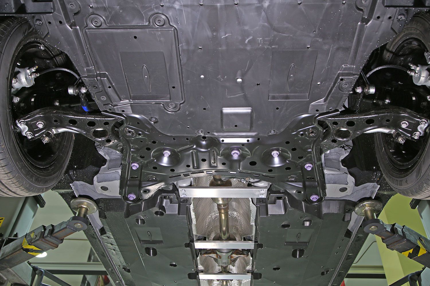 底盘表现超出预期 出自tnga的一汽丰田奕泽 你还觉得价格贵吗?