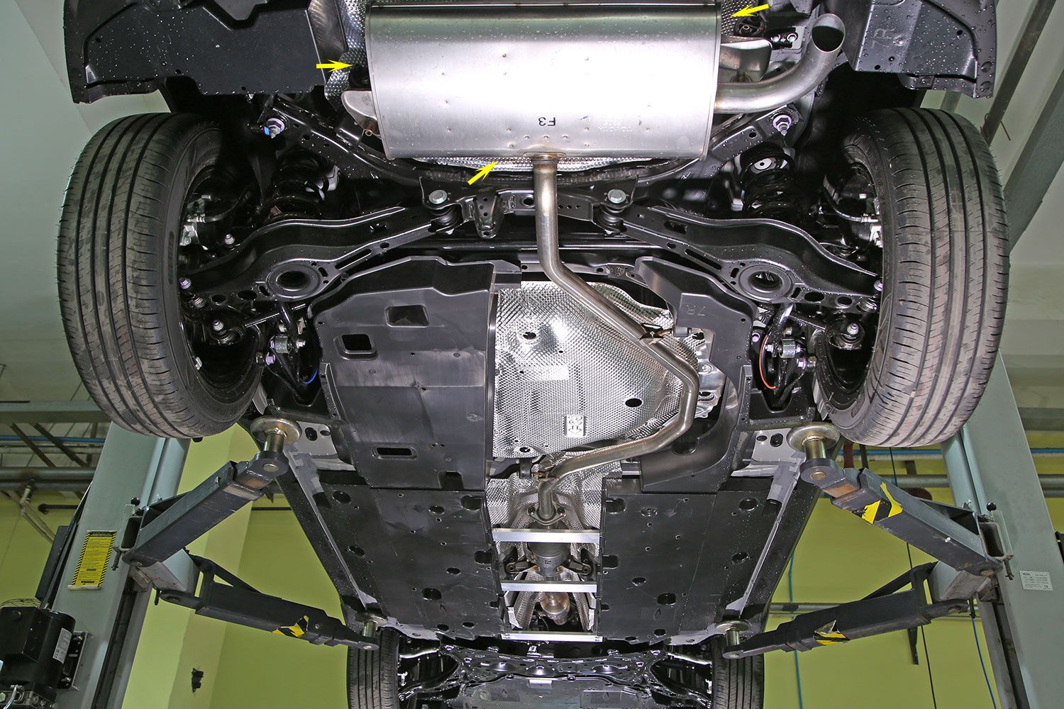 底盘表现超出预期 出自tnga的一汽丰田奕泽 你还觉得价格贵吗?