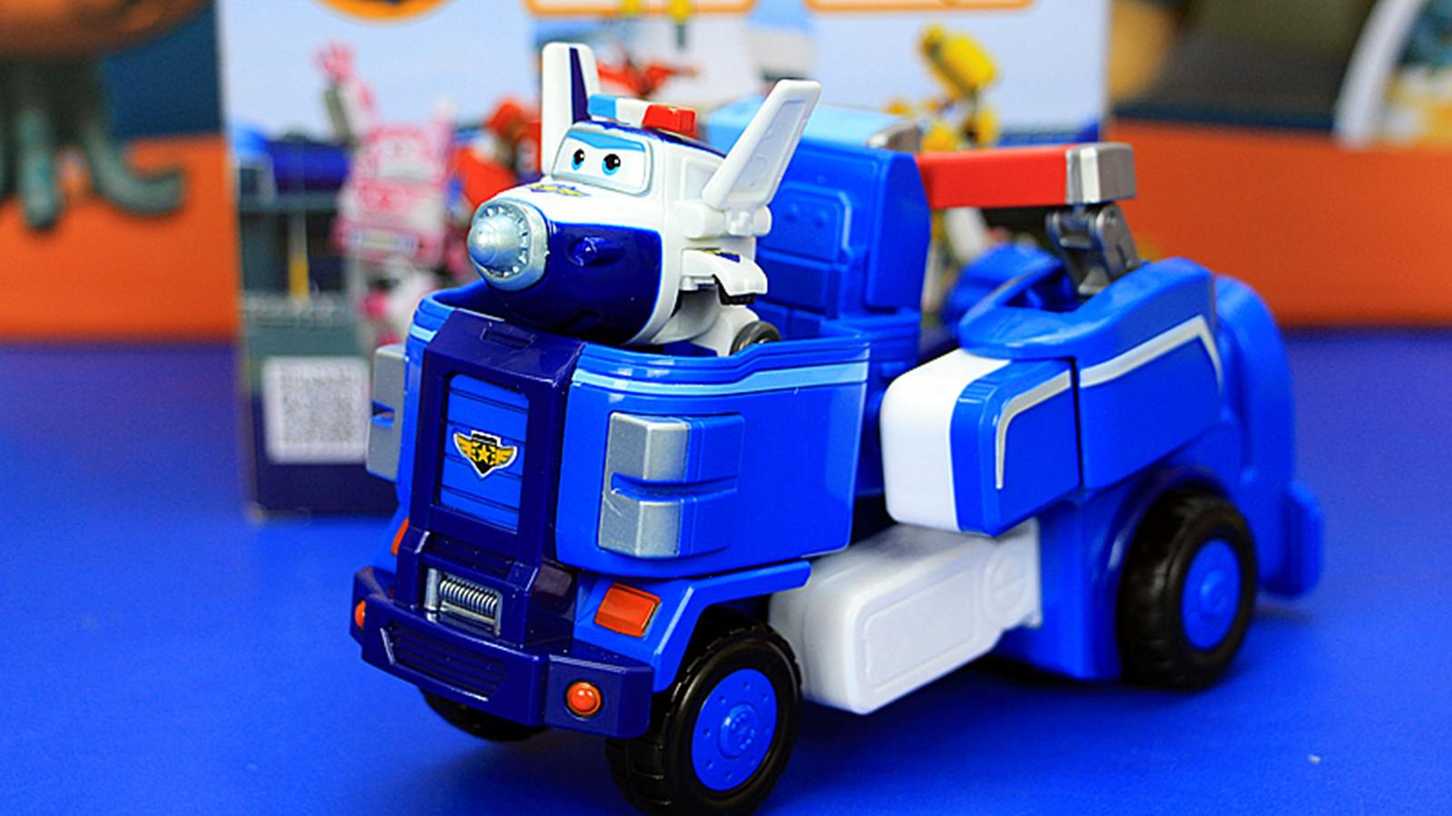 超级飞侠 包警长机器人套装