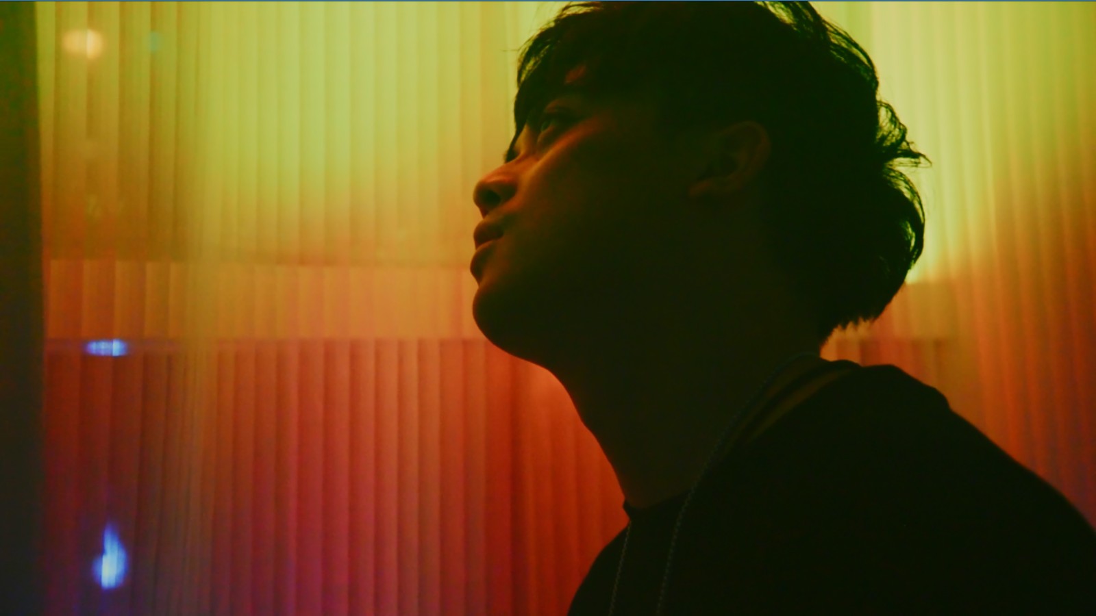 林凯轩概念单曲《逆生长》首播 mv诠释音乐态度