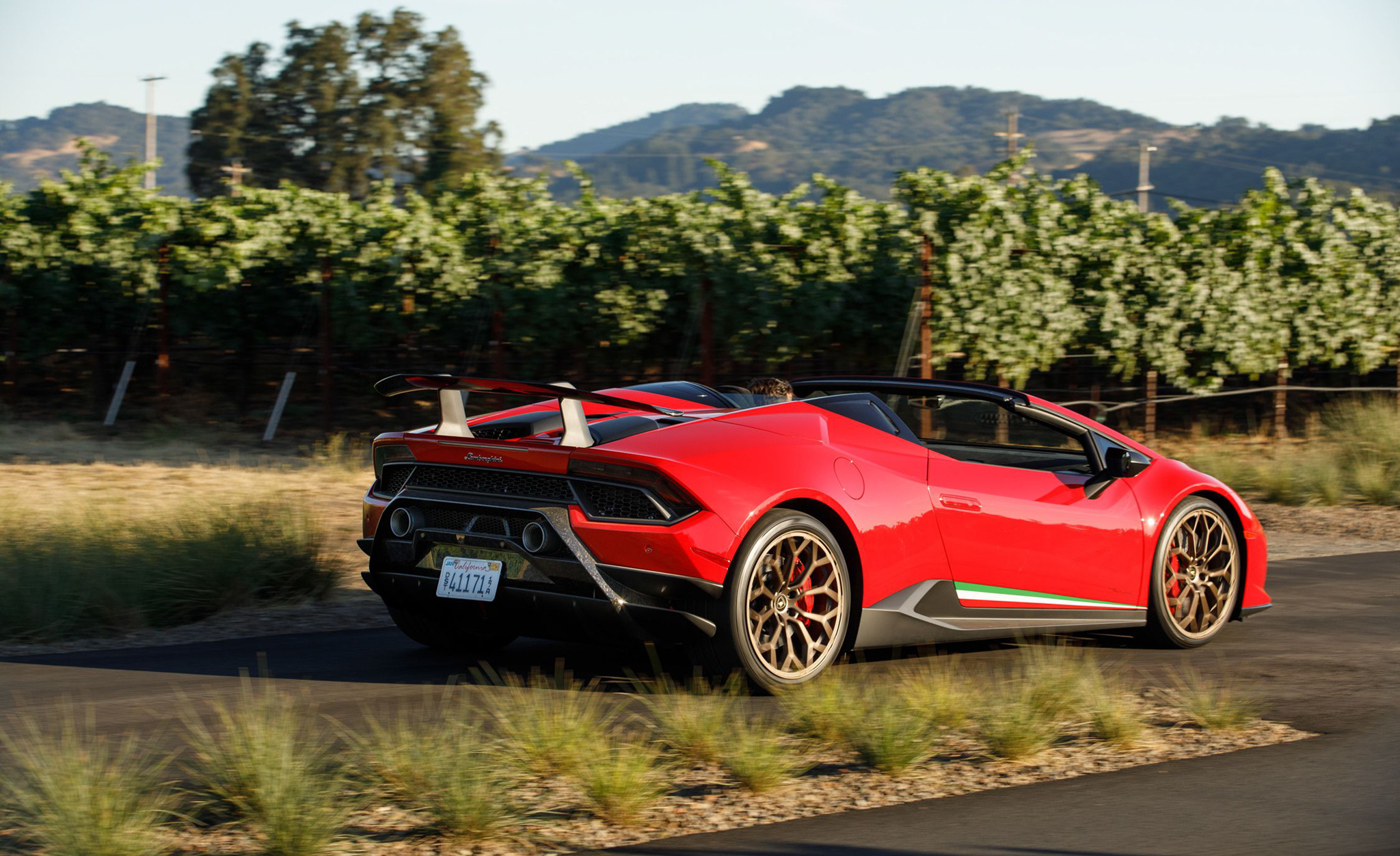 2018 lamborghini huracan performante spyder