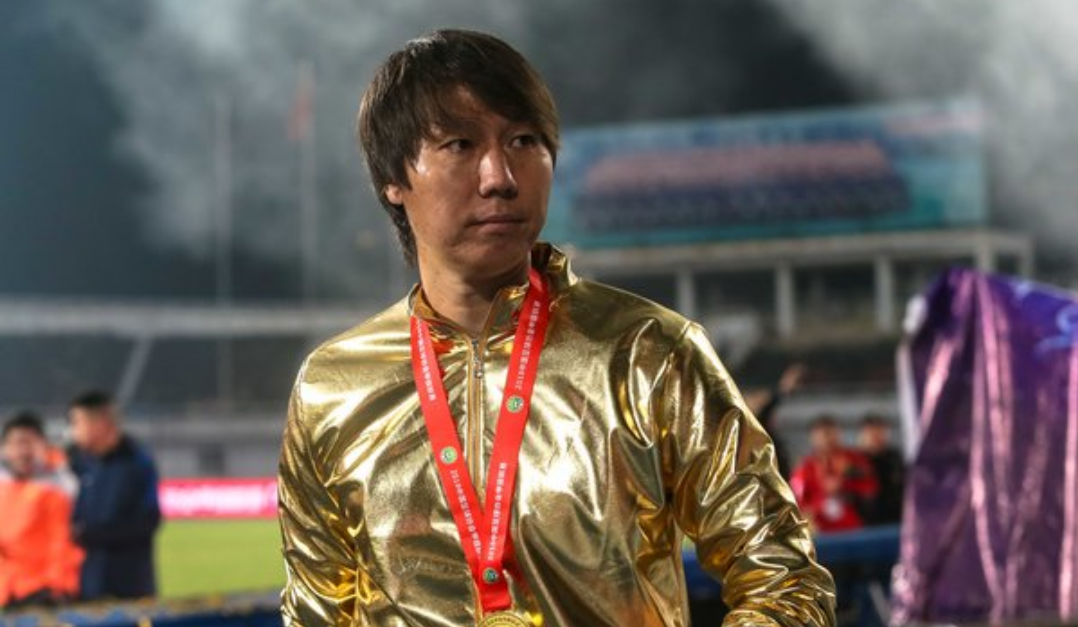 2018赛季中甲联赛举行冠军颁奖仪式,武汉卓尔