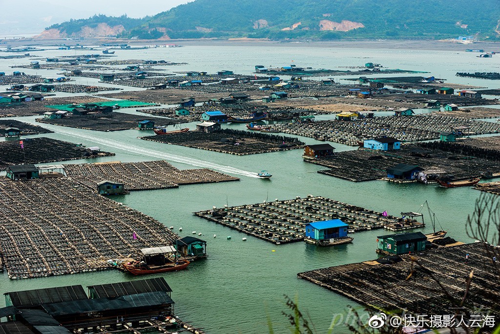 福建霞浦,东安渔排,海上人家.摄于2018年5月.