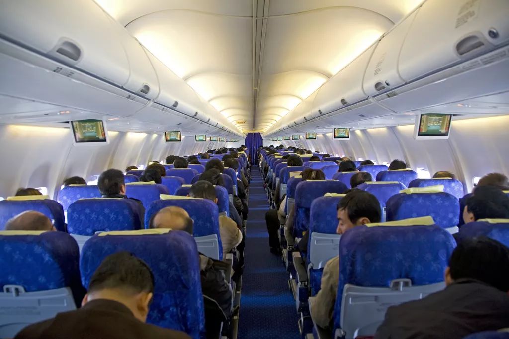 什么坐飞机也能买占座票了网友是变相炫富还是刚需