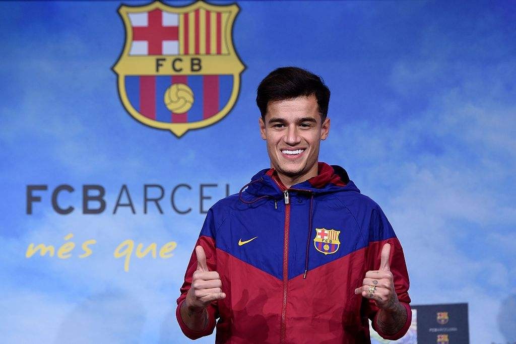 库蒂尼奥正式穿巴塞罗那7号球衣