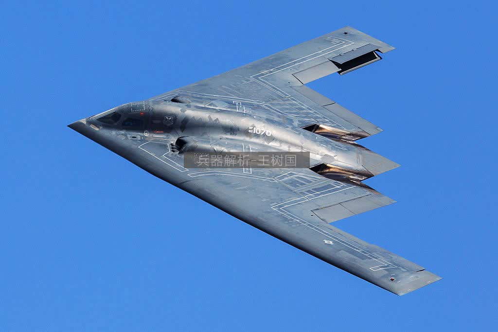 中国轰20轰炸机因技术原因难产!飞翼布局成短板,可靠性成疑