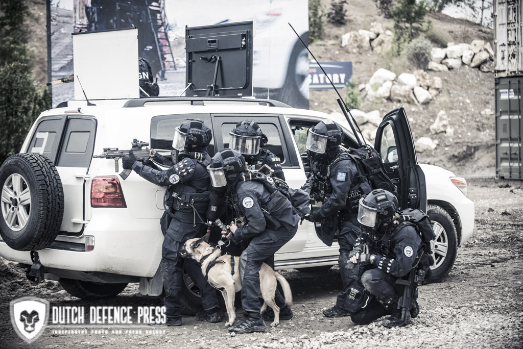 2018年法国萨托里防务展上的法国国家宪兵干预队(gign)