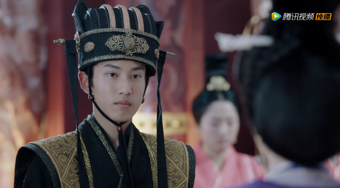 曼陀不在的这几年,杨坚将李渊交给了伽罗抚养,而伽罗对李渊如同亲生