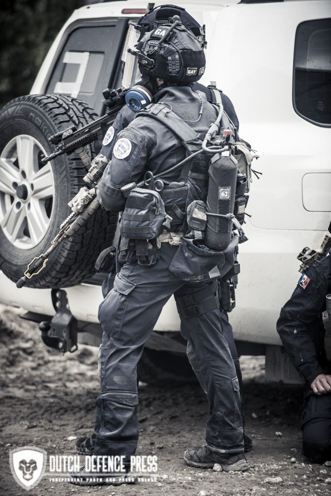 2018年法国萨托里防务展上的法国国家宪兵干预队（GIGN）|宪兵|法国|劫机者_新浪新闻