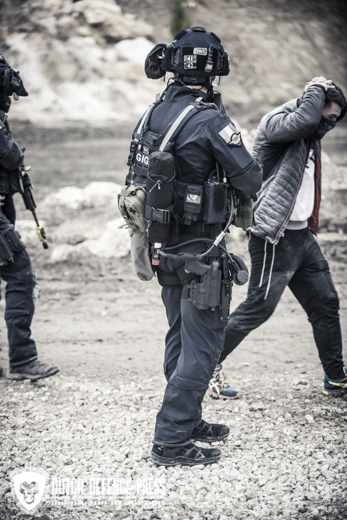 2018年法国萨托里防务展上的法国国家宪兵干预队（GIGN）|宪兵|法国|劫机者_新浪新闻