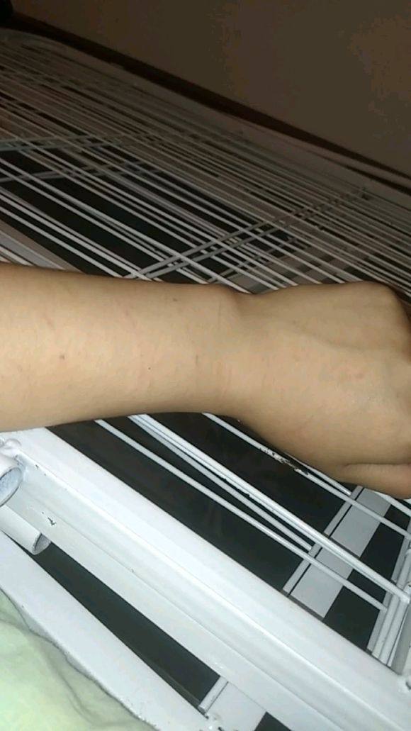 主人家的金毛很是让人心烦,每天都要做这件事,主人受不了