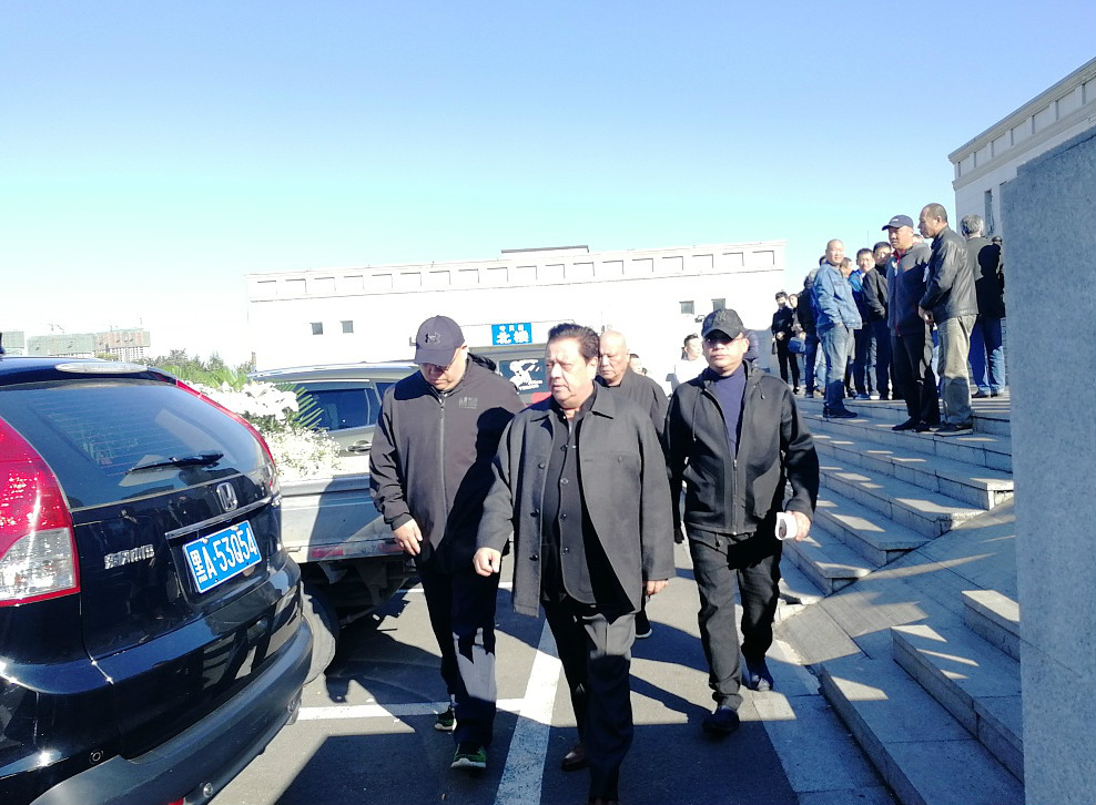 相声表演艺术家师胜杰的遗体告别仪式 李金斗,李菁等前来悼念