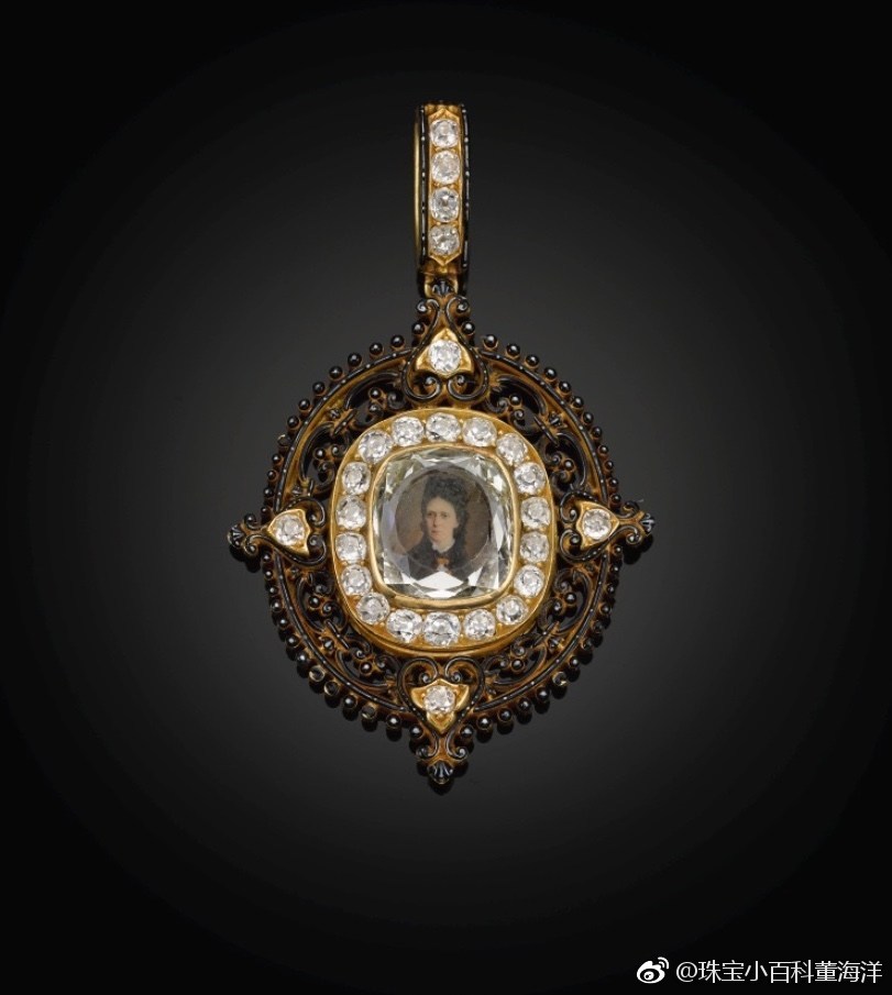 苏富比伦敦拍卖公司将在本月拍卖一组珍贵的罗曼诺夫王朝的肖像珠宝