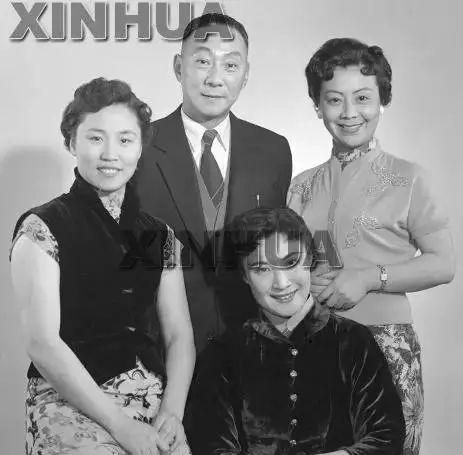 京剧|童芷苓|阿庆嫂_新浪新闻