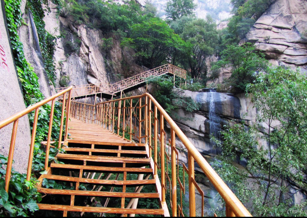 1,保定上保阜高速阜平天生桥出口下八里庄下道北刘庄宫家庄千峰山景区