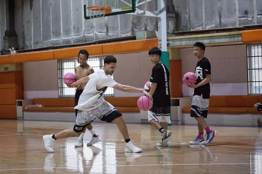 在那一战过后,任宇鑫在球迷们那里得到了"绝杀哥"的外号.