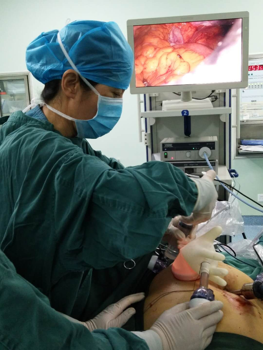 陕西省咸阳市唯一一名普外科女医生26年累计手术6000台