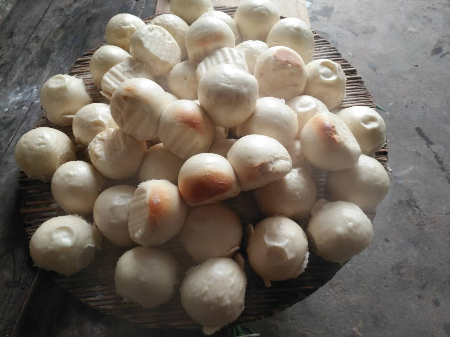 农村手工大馒头,简单美味,看了绝对让你喜欢上面食